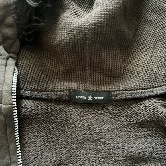 Cctr - Picture 3 of 3